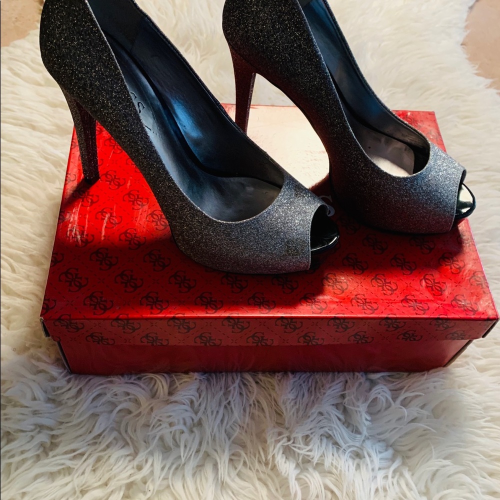 Guess Heels - image 3